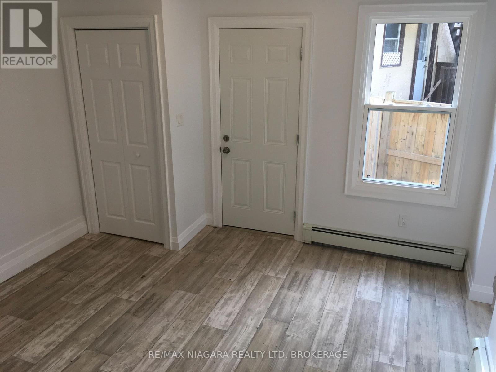 Rear Unit - 163 Welland Avenue, St. Catharines, Ontario  L2R 2N9 - Photo 15 - X12245949