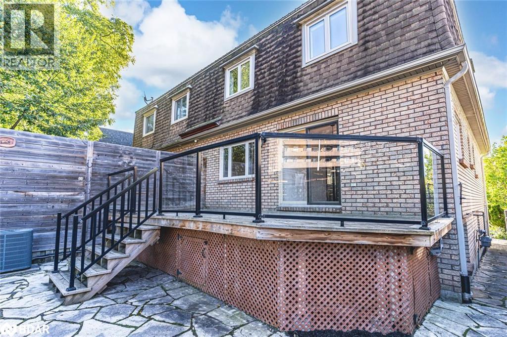 36 Kempenfelt Drive, Barrie, Ontario  L4M 1B9 - Photo 17 - 40781413