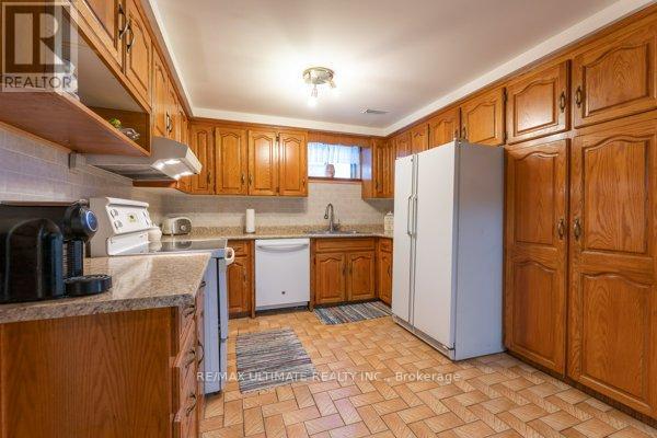 47 Jocada Road, Toronto, Ontario  M6L 2J4 - Photo 28 - W12476135