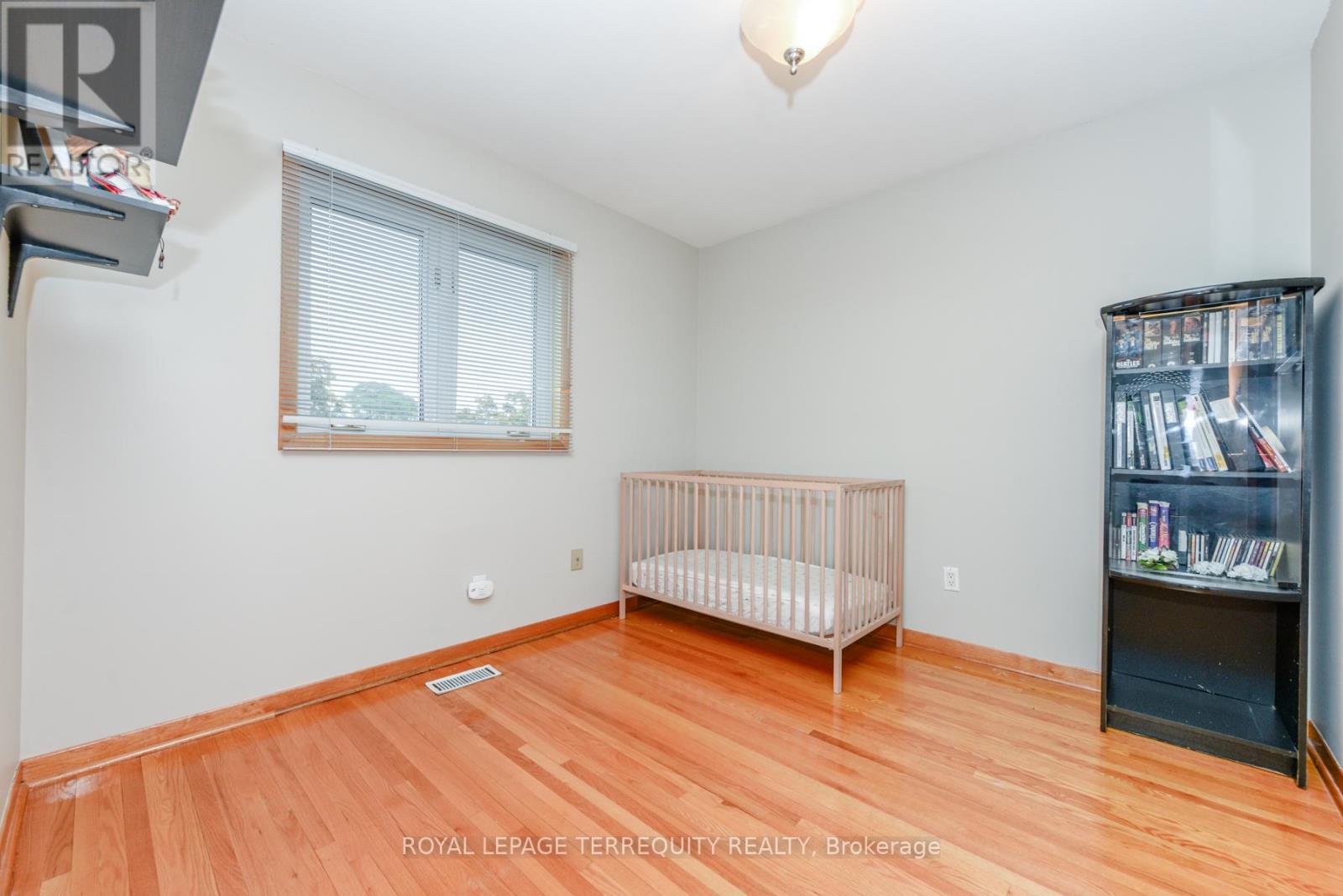 94 Melbert Road, Toronto, Ontario  M9C 3R1 - Photo 32 - W12476147