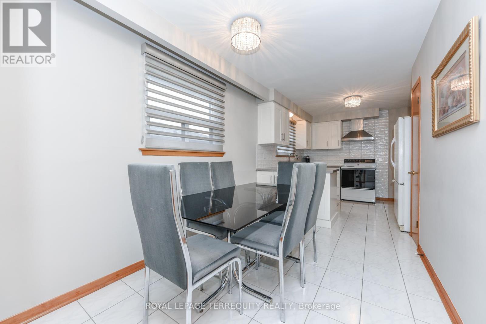 94 Melbert Road, Toronto, Ontario  M9C 3R1 - Photo 10 - W12476147