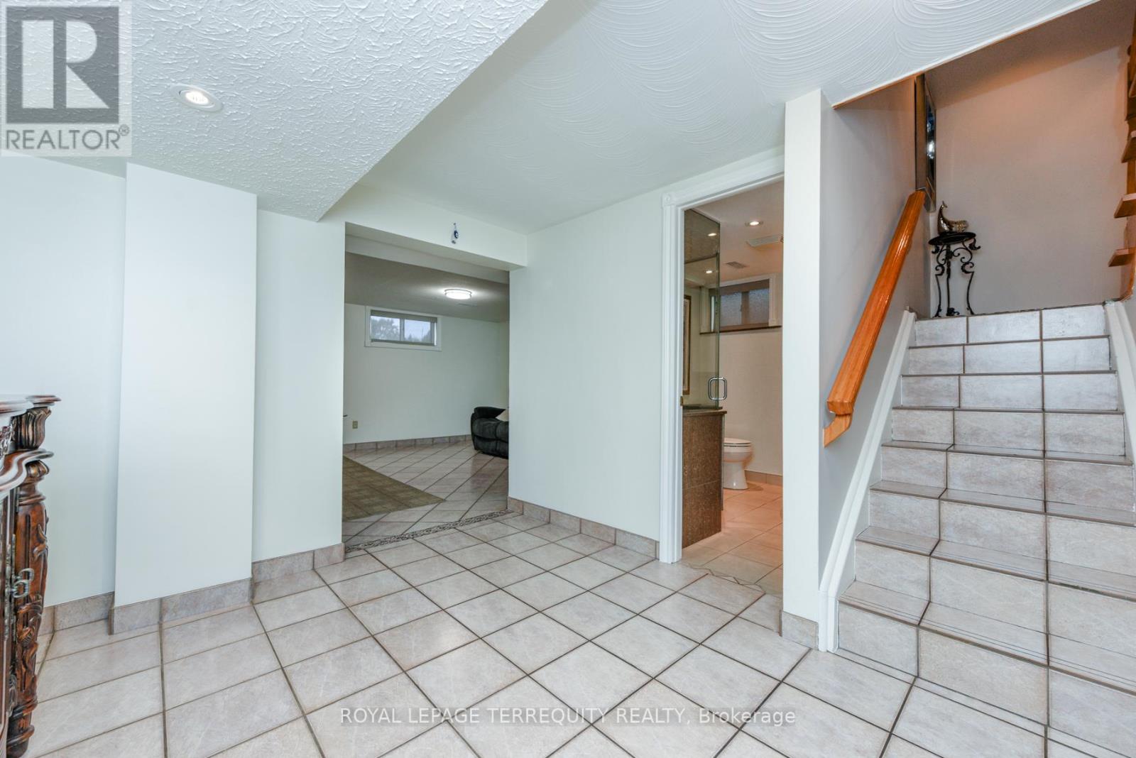 94 Melbert Road, Toronto, Ontario  M9C 3R1 - Photo 41 - W12476147