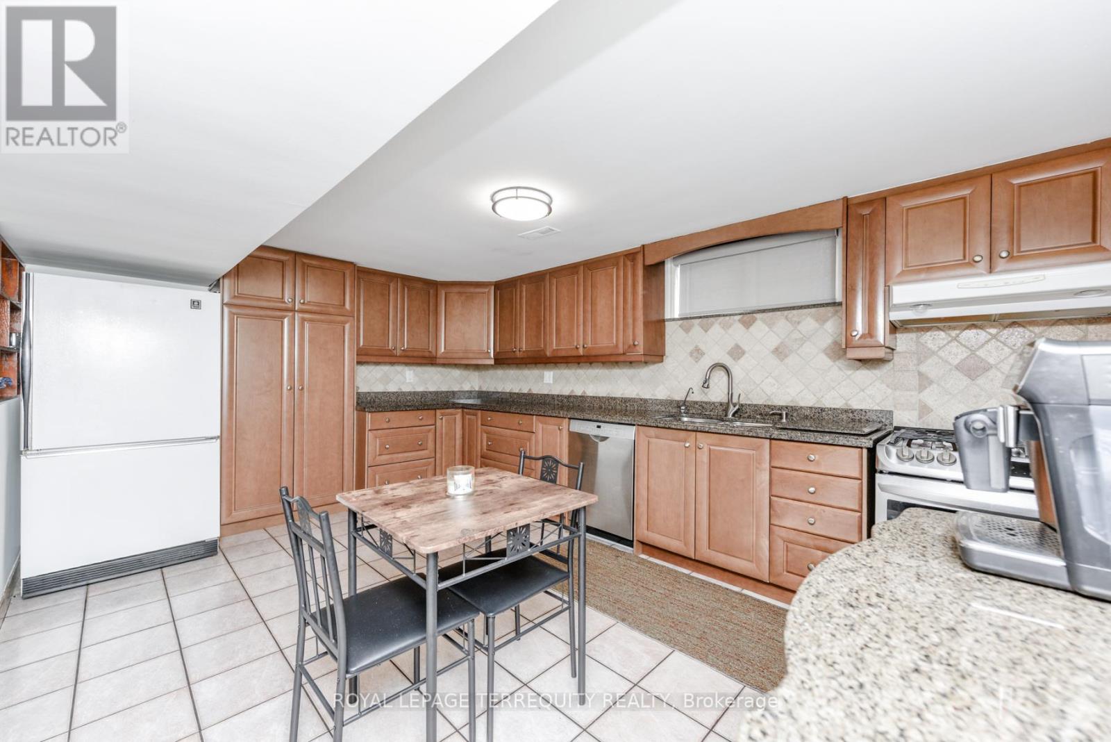 94 Melbert Road, Toronto, Ontario  M9C 3R1 - Photo 47 - W12476147