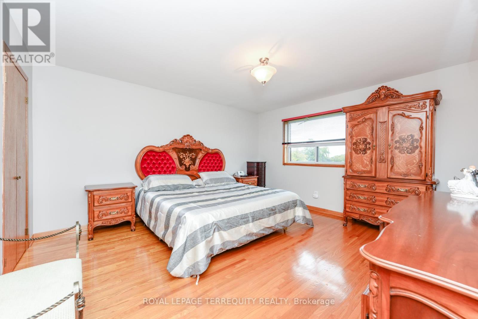 94 Melbert Road, Toronto, Ontario  M9C 3R1 - Photo 34 - W12476147