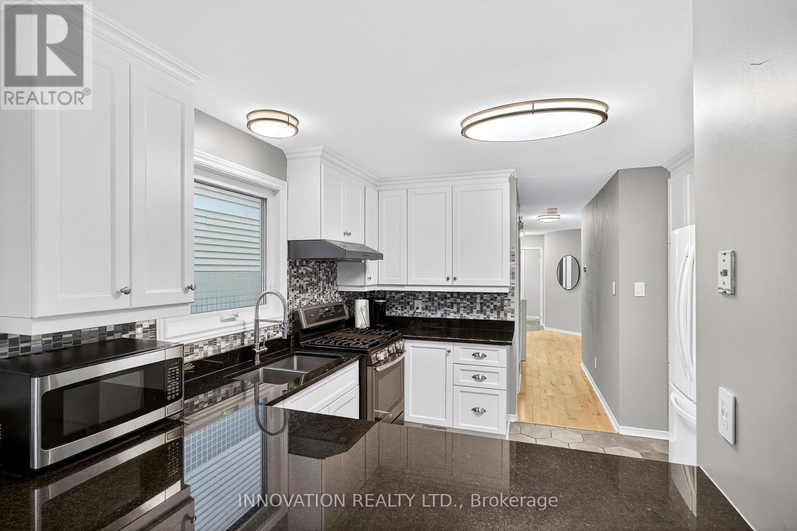 7 Hyannis Avenue, Ottawa, Ontario  K2J 3H9 - Photo 16 - X12477930