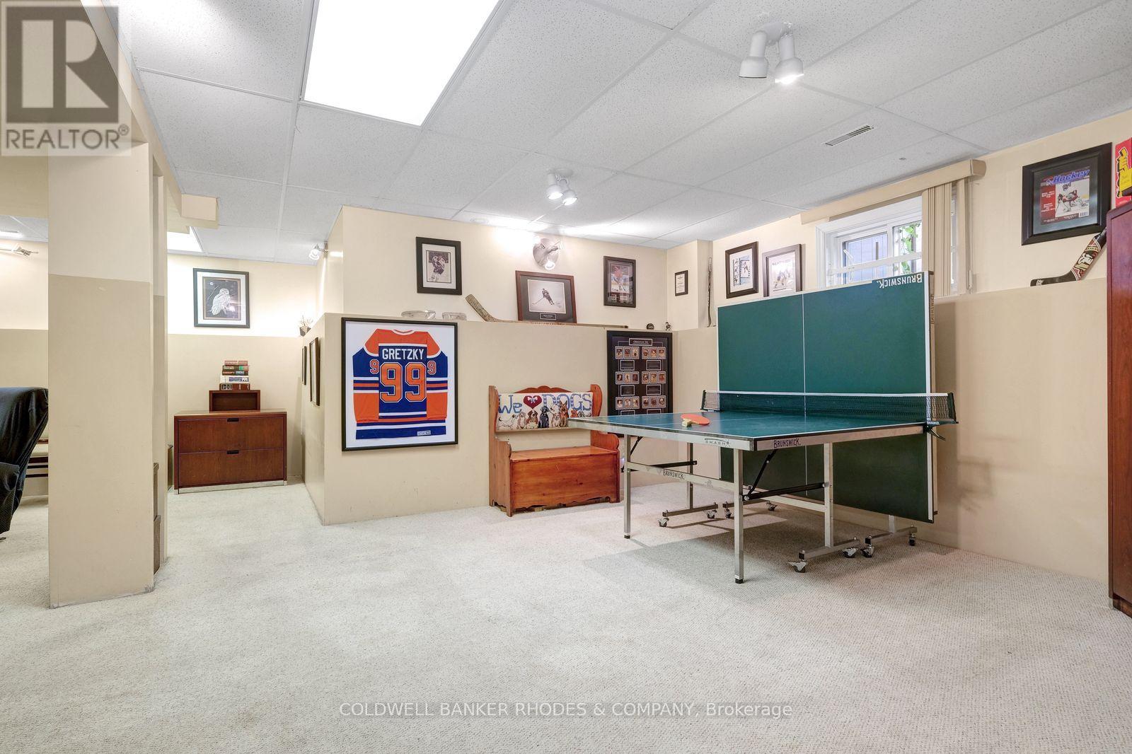 12 Bramblegrove Crescent, Ottawa, Ontario  K1T 3G3 - Photo 34 - X12477961