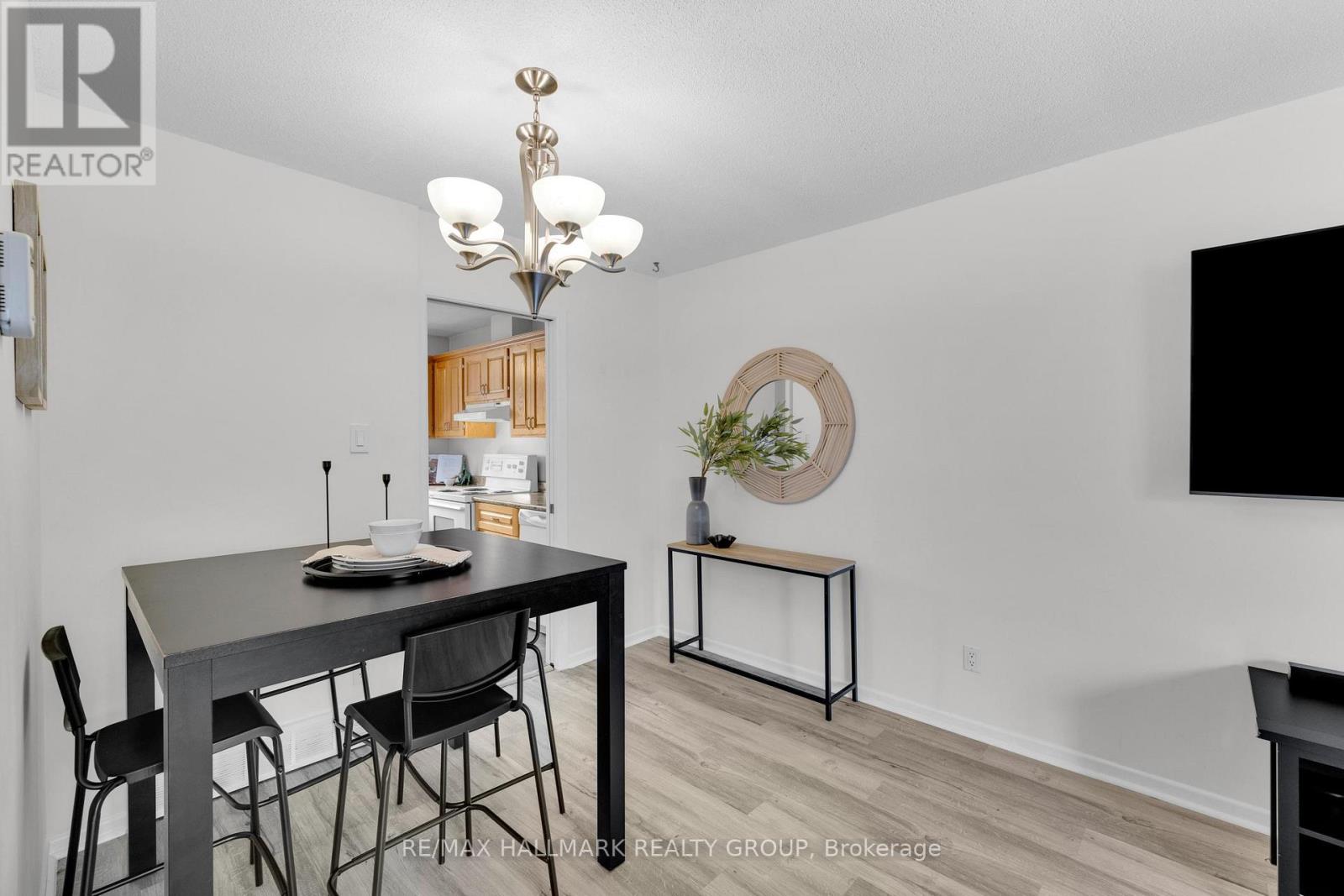 B - 479 Moodie Drive, Ottawa, Ontario  K2H 8T7 - Photo 10 - X12477985