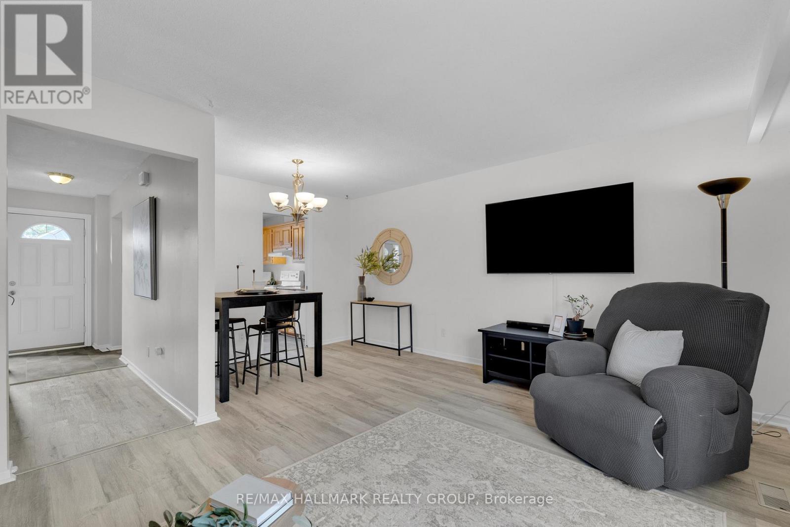 B - 479 Moodie Drive, Ottawa, Ontario  K2H 8T7 - Photo 14 - X12477985