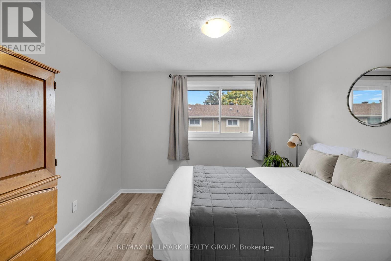 B - 479 Moodie Drive, Ottawa, Ontario  K2H 8T7 - Photo 19 - X12477985