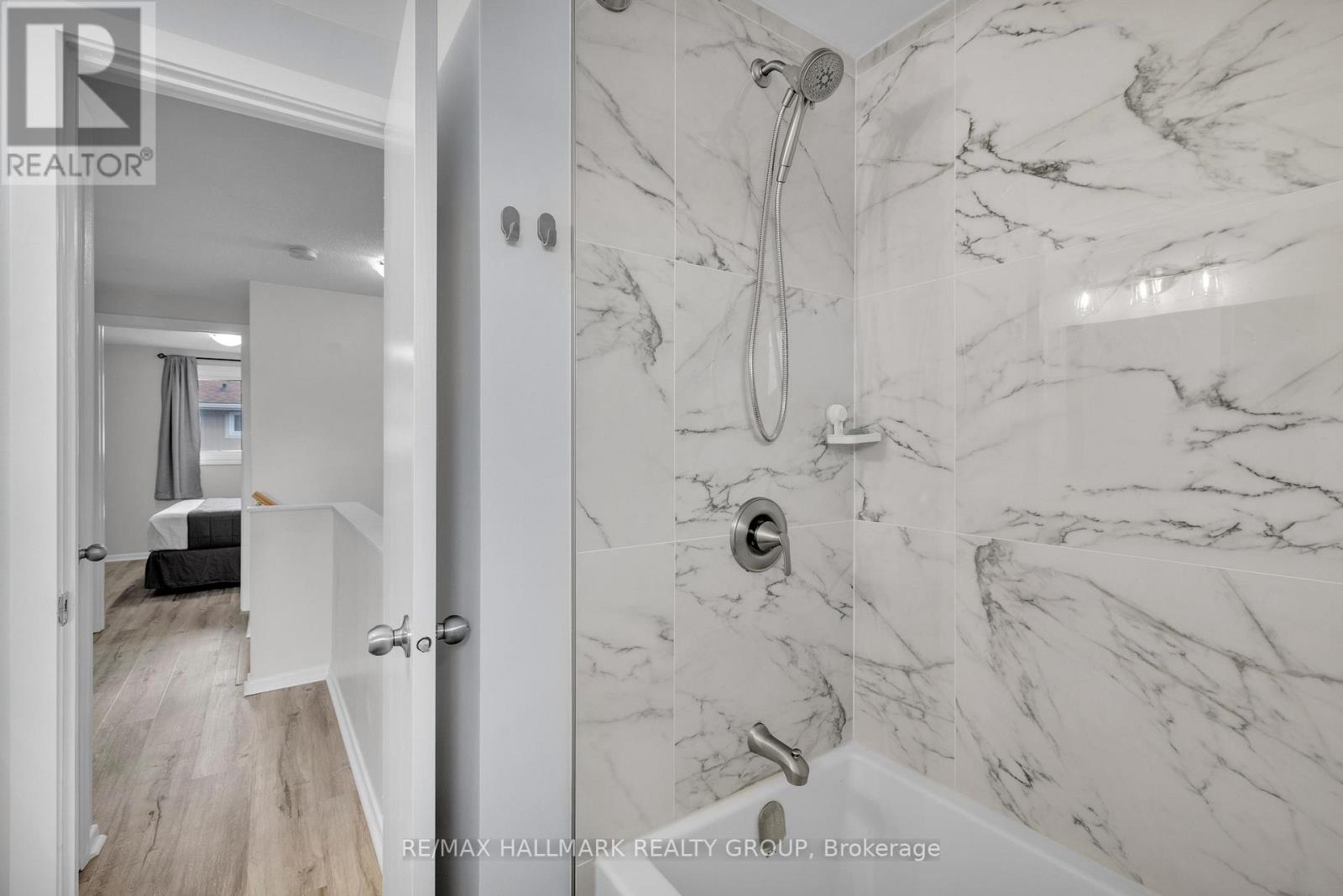 B - 479 Moodie Drive, Ottawa, Ontario  K2H 8T7 - Photo 24 - X12477985