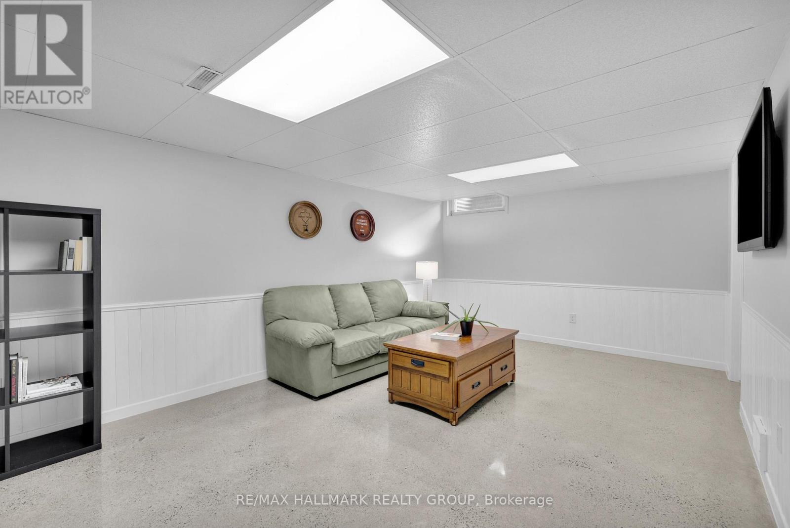 B - 479 Moodie Drive, Ottawa, Ontario  K2H 8T7 - Photo 25 - X12477985