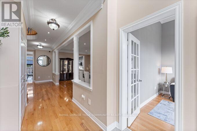 40 Barberry Crescent, Richmond Hill, Ontario  L4E 4S4 - Photo 6 - N12468494