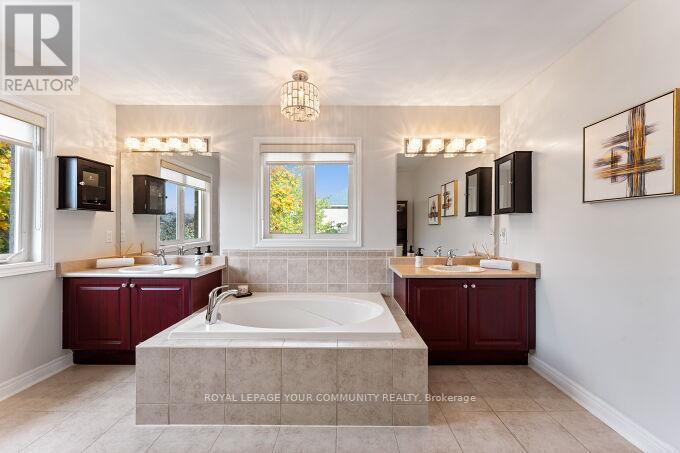40 Barberry Crescent, Richmond Hill, Ontario  L4E 4S4 - Photo 29 - N12468494