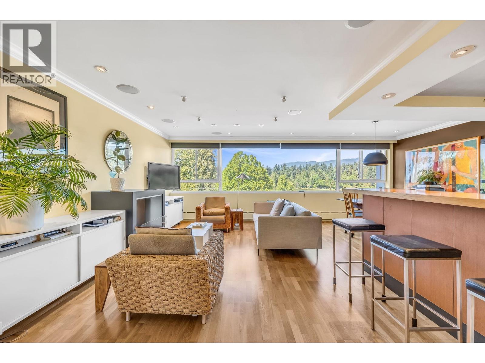 104 710 Chilco Street, Vancouver, British Columbia  V6G 2S1 - Photo 2 - R3061305