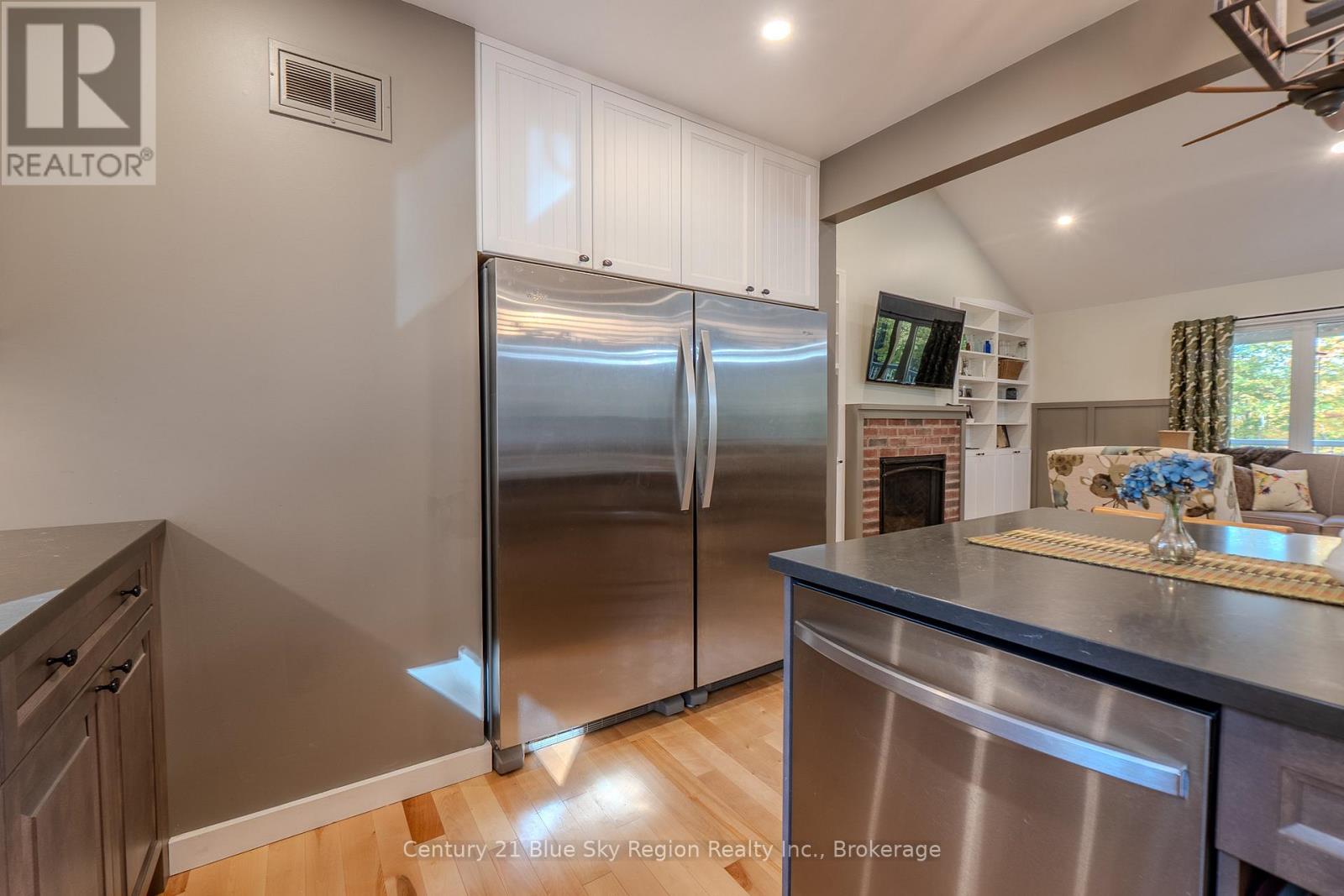 503 Ski Hill Road, Powassan, Ontario  P0H 1Z0 - Photo 11 - X12477908