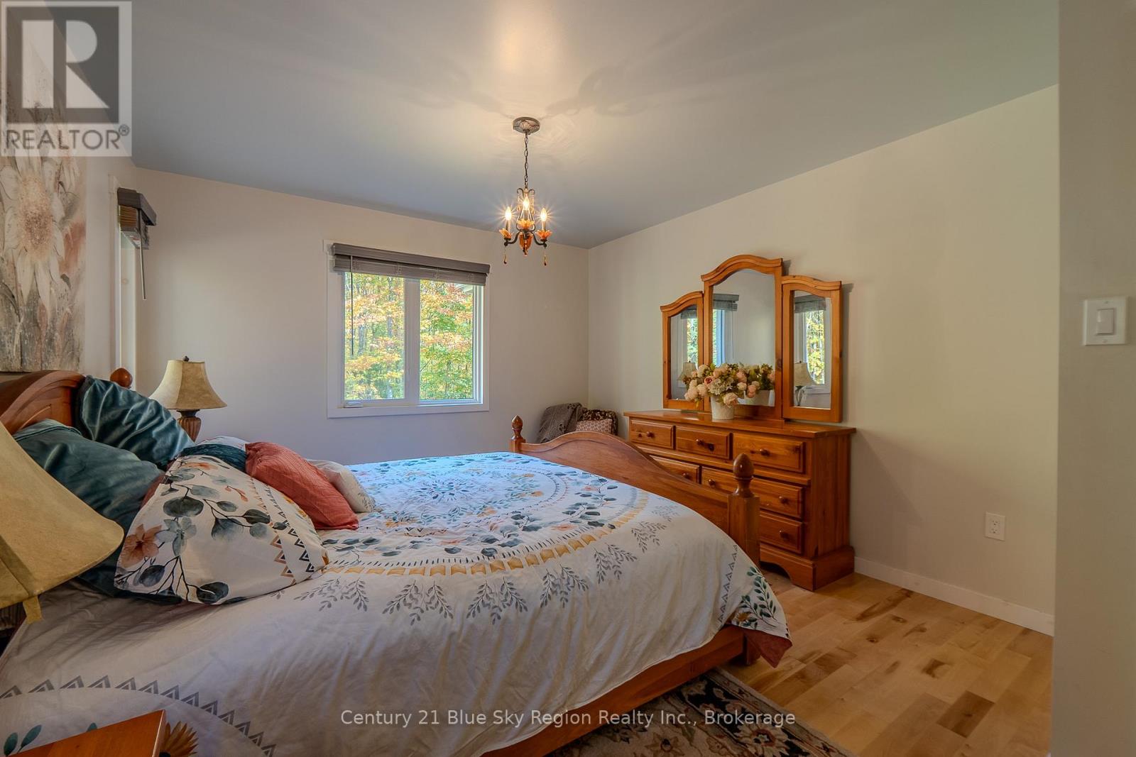 503 Ski Hill Road, Powassan, Ontario  P0H 1Z0 - Photo 22 - X12477908