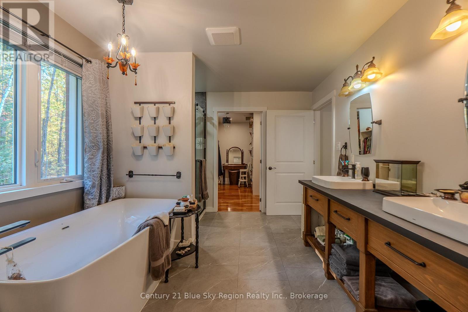 503 Ski Hill Road, Powassan, Ontario  P0H 1Z0 - Photo 30 - X12477908