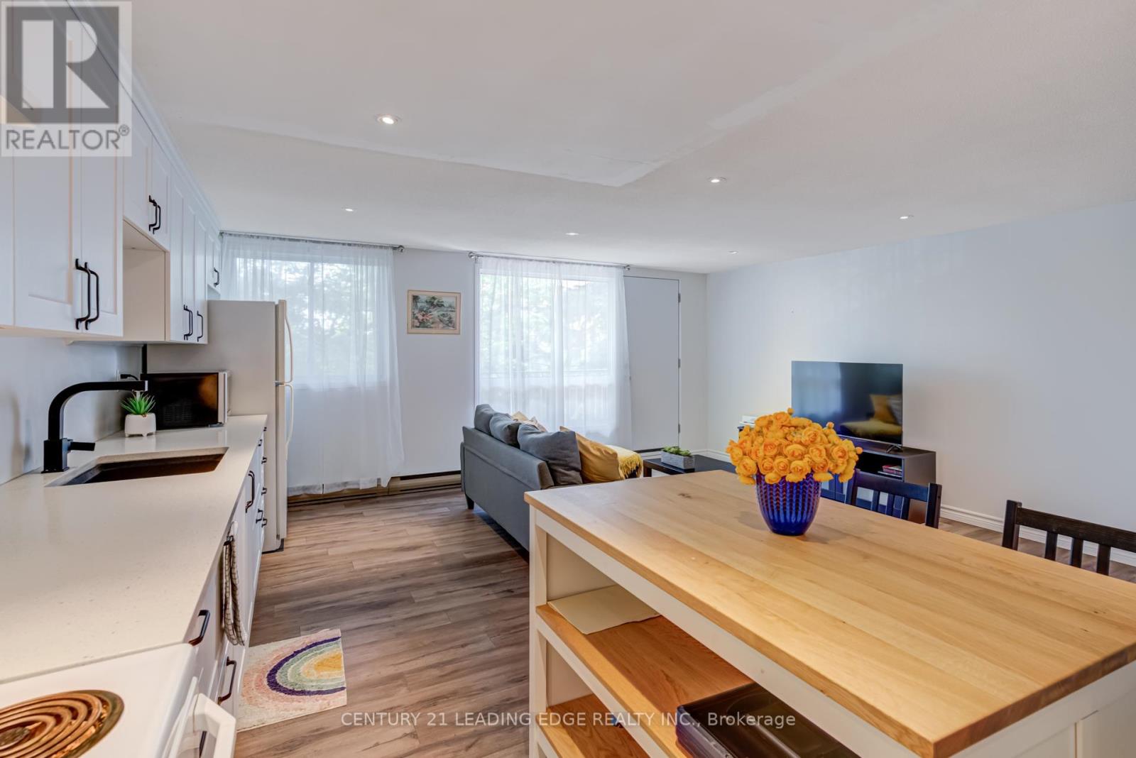 314 - 30 Avalon Place, Kitchener, Ontario  N2M 4N6 - Photo 16 - X12442563