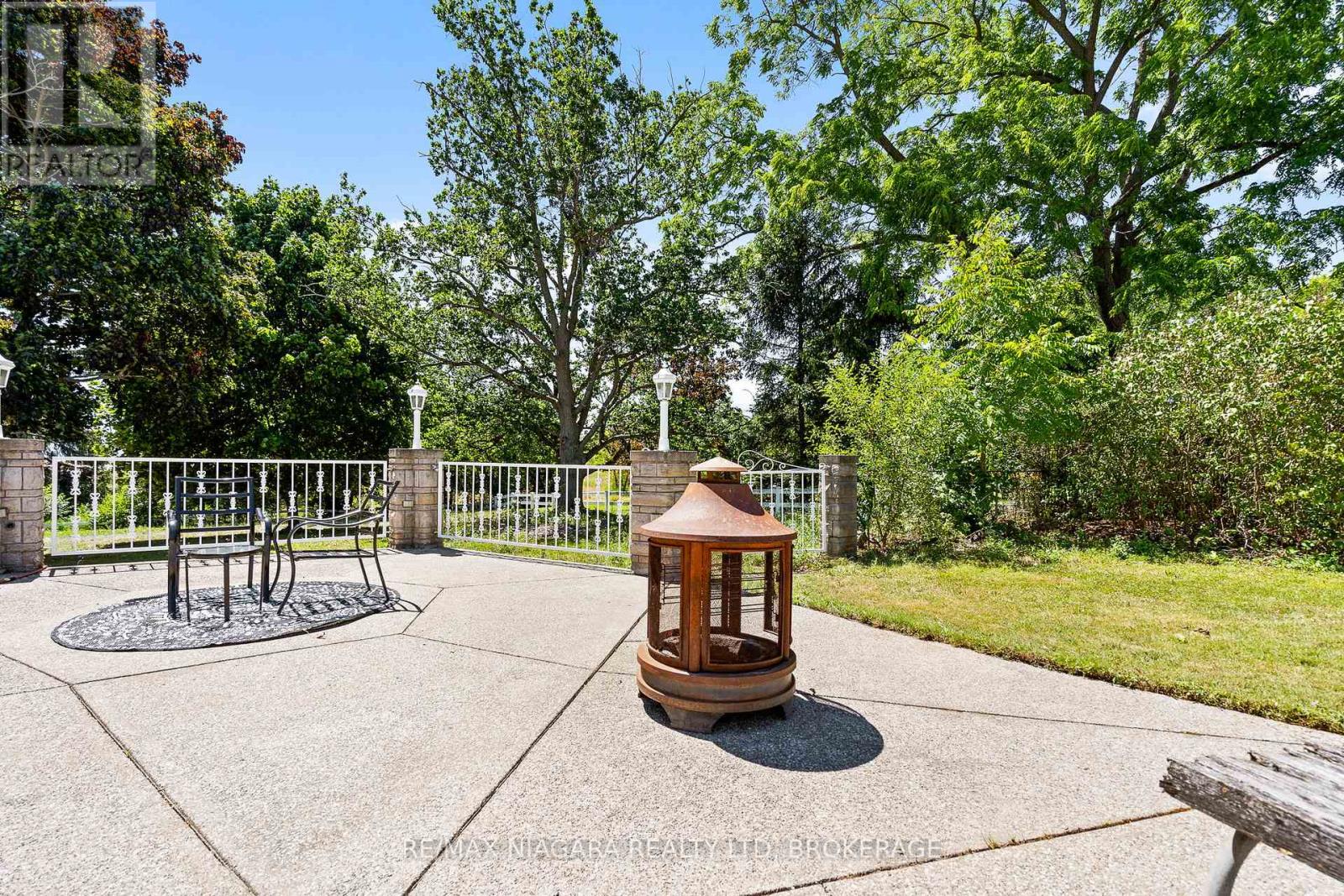 290 Lakeshore Road, Fort Erie, Ontario  L2A 1B4 - Photo 37 - X12477862