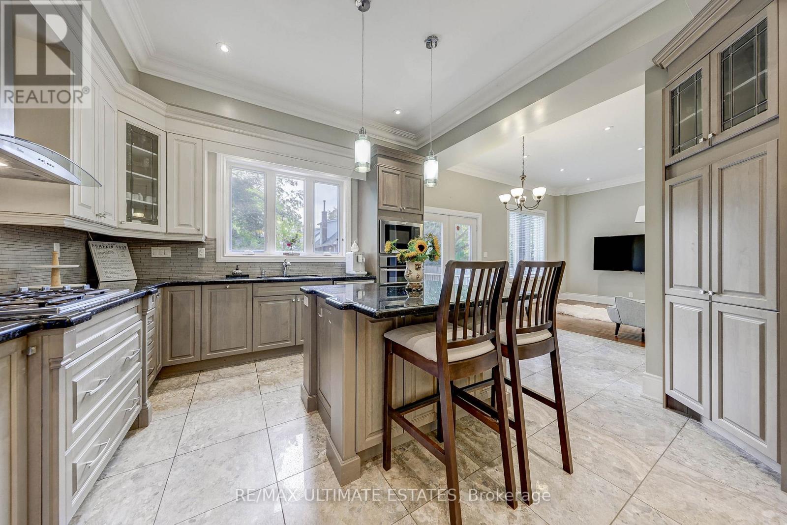 19 Bonnington Place, Toronto, Ontario  M2N 4V2 - Photo 15 - C12472987