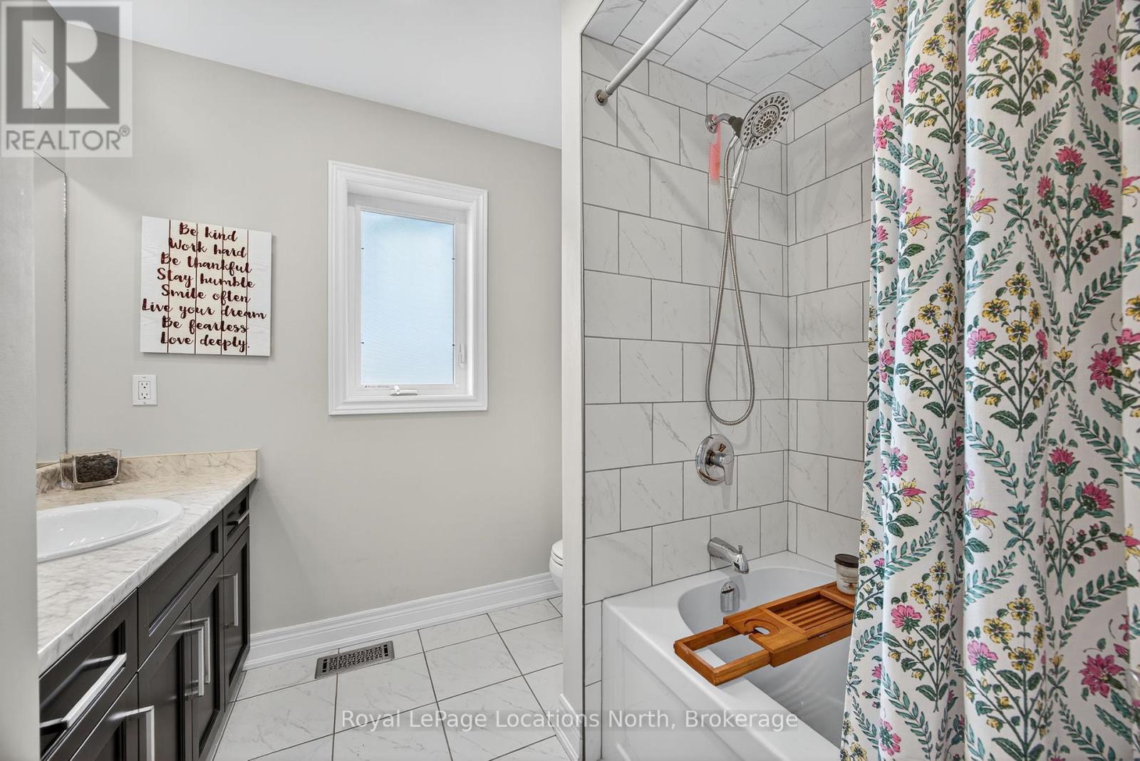 191 Collins Street, Collingwood, Ontario  L9Y 1M5 - Photo 16 - S12432526