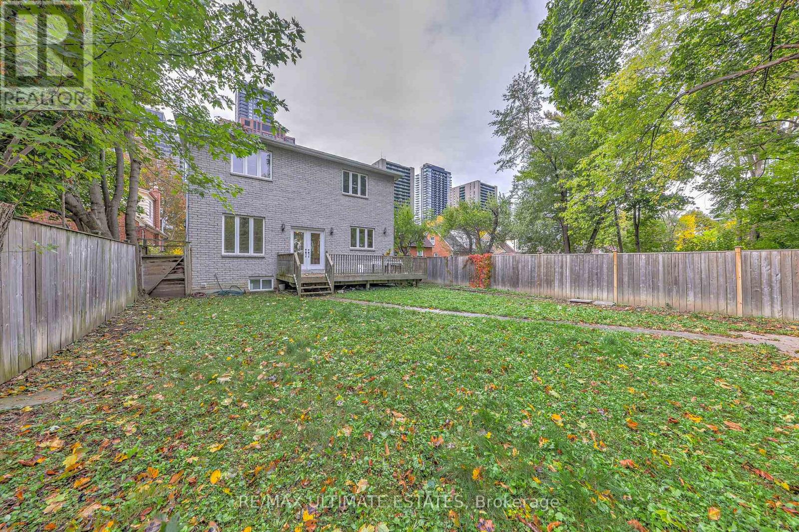 19 Bonnington Place, Toronto, Ontario  M2N 4V2 - Photo 48 - C12472987