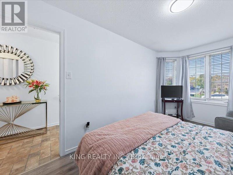 565 Grey Street, Brantford, Ontario  N3S 0C3 - Photo 24 - X12472641