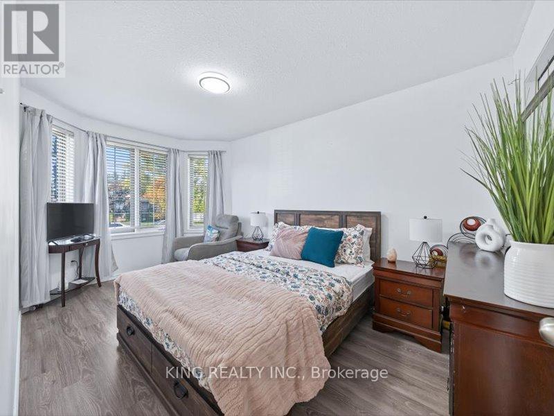 565 Grey Street, Brantford, Ontario  N3S 0C3 - Photo 21 - X12472641