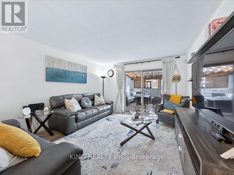 565 Grey Street, Brantford, Ontario  N3S 0C3 - Photo 8 - X12472641