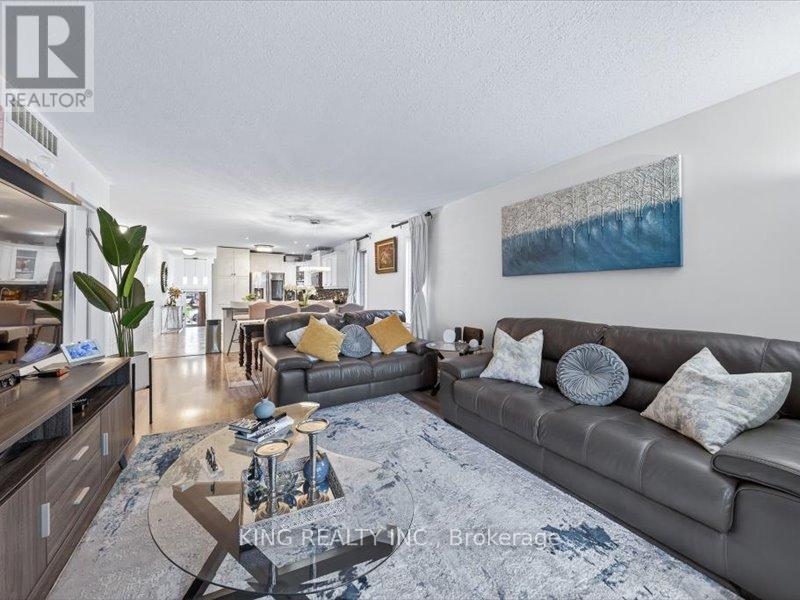 565 Grey Street, Brantford, Ontario  N3S 0C3 - Photo 7 - X12472641