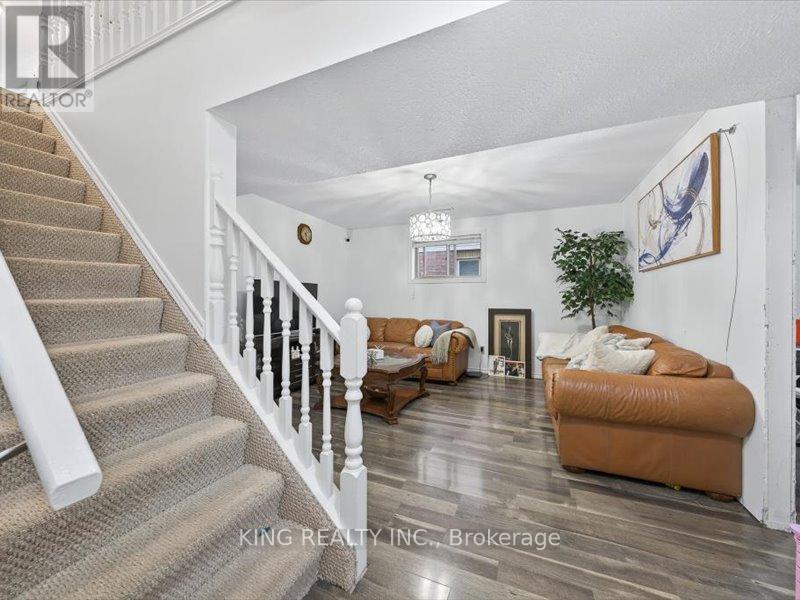 565 Grey Street, Brantford, Ontario  N3S 0C3 - Photo 35 - X12472641