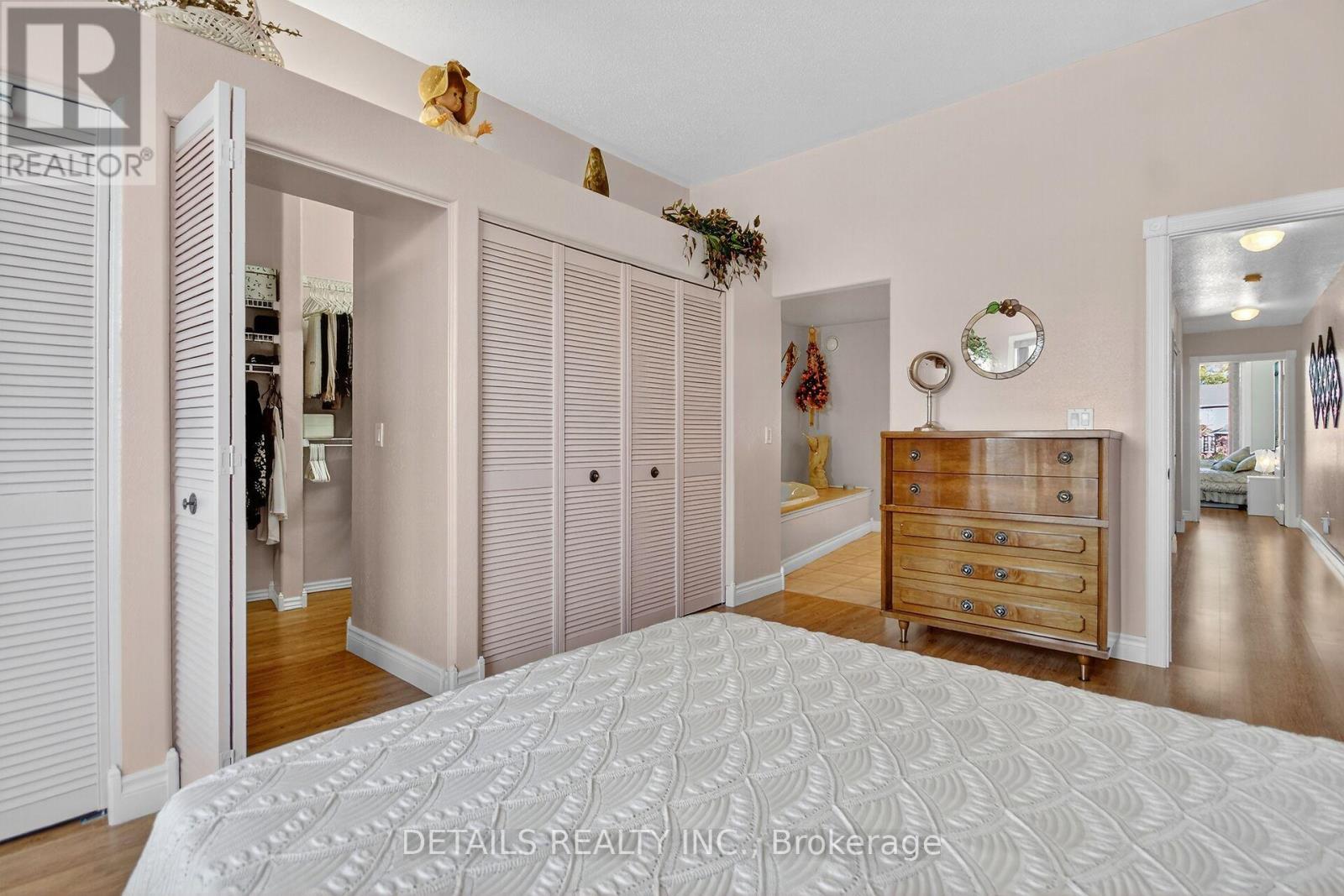 7 Eagle Chase Court, Ottawa, Ontario  K2J 3N5 - Photo 30 - X12478005