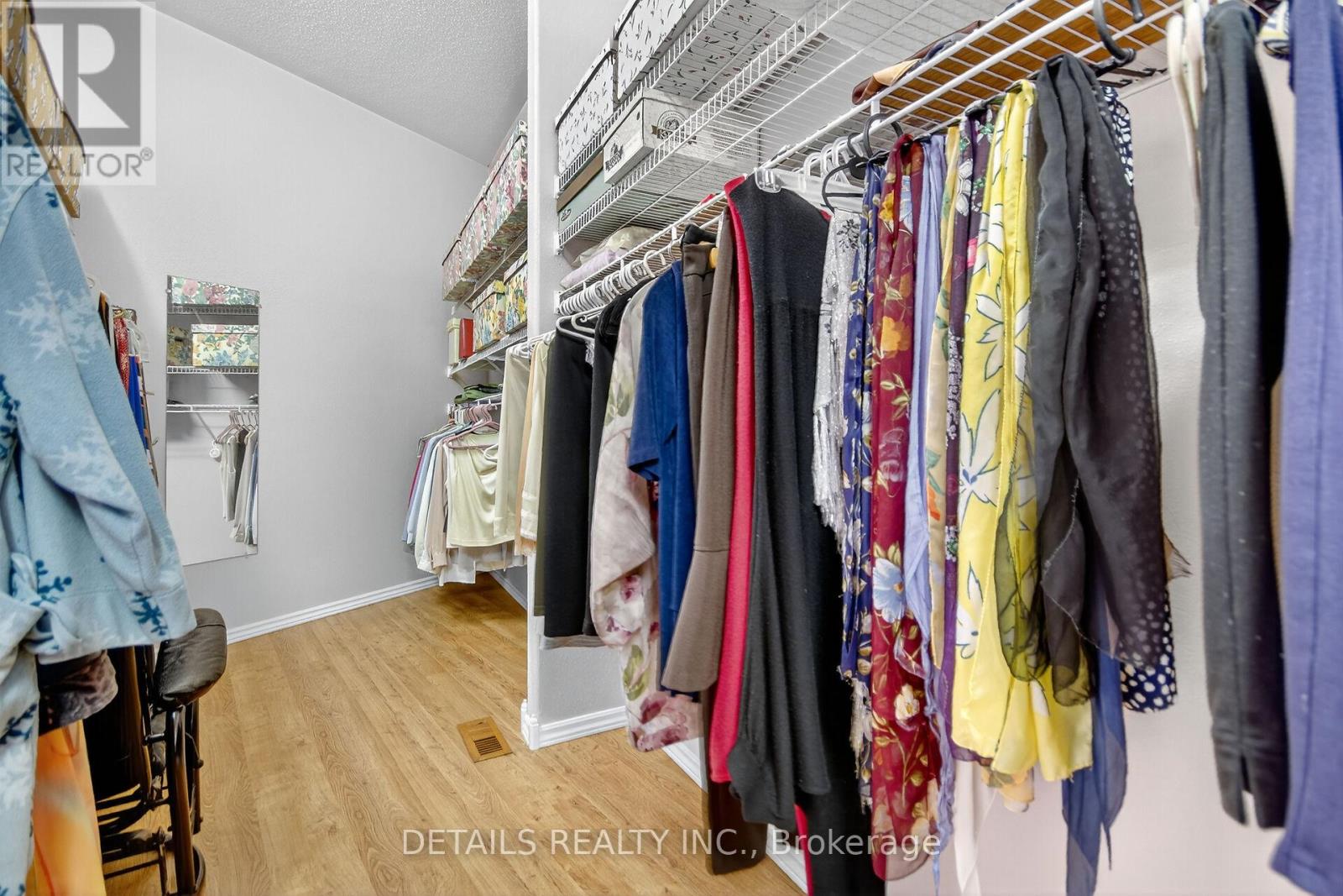 7 Eagle Chase Court, Ottawa, Ontario  K2J 3N5 - Photo 31 - X12478005