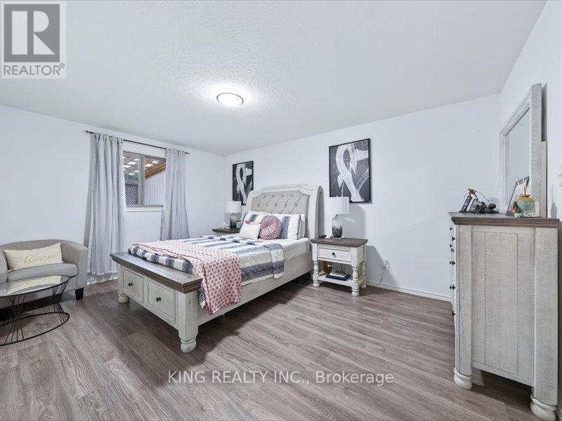 565 Grey Street, Brantford, Ontario  N3S 0C3 - Photo 27 - X12472641