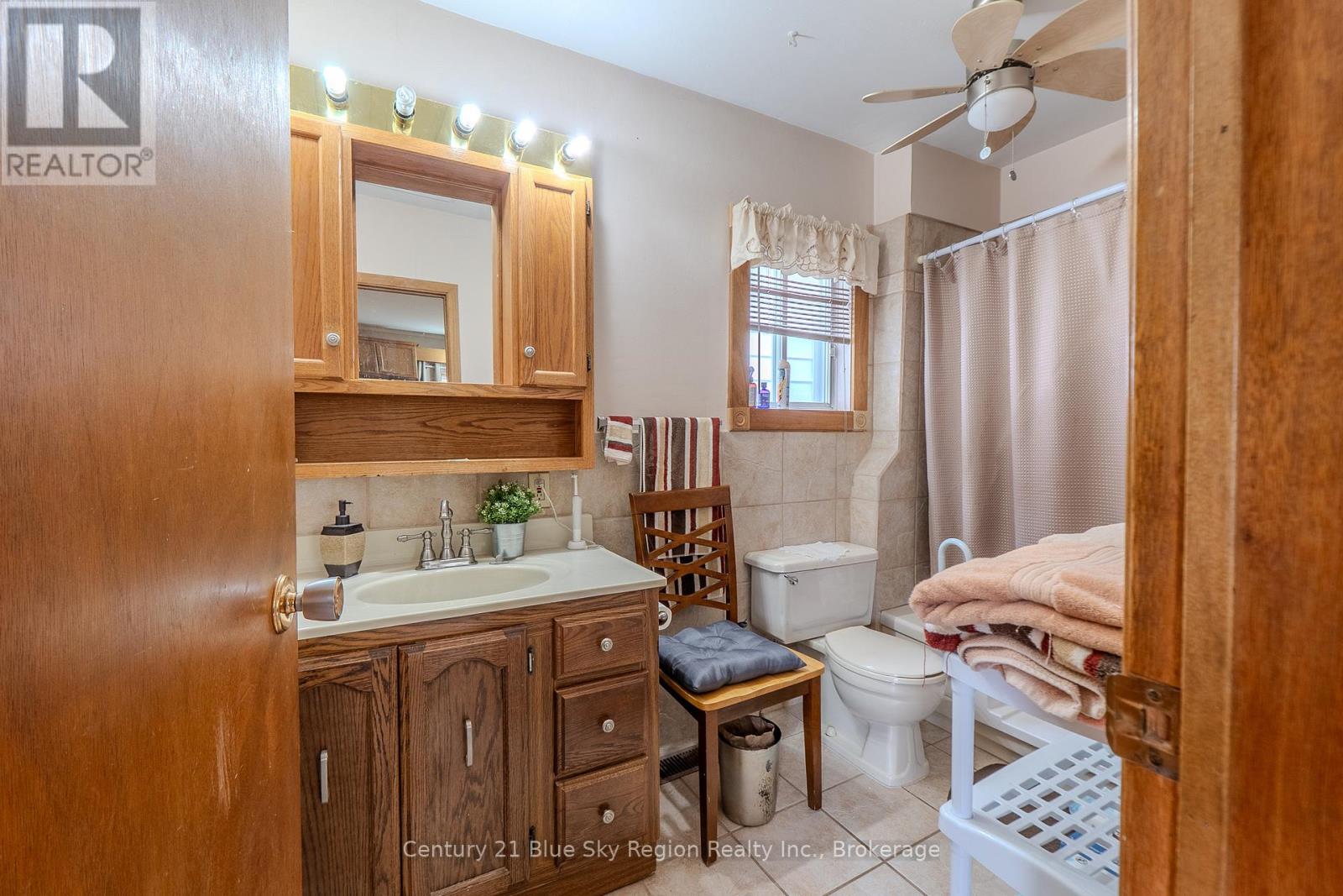 733 Morin Street, North Bay, Ontario  P1B 5S1 - Photo 18 - X12477950