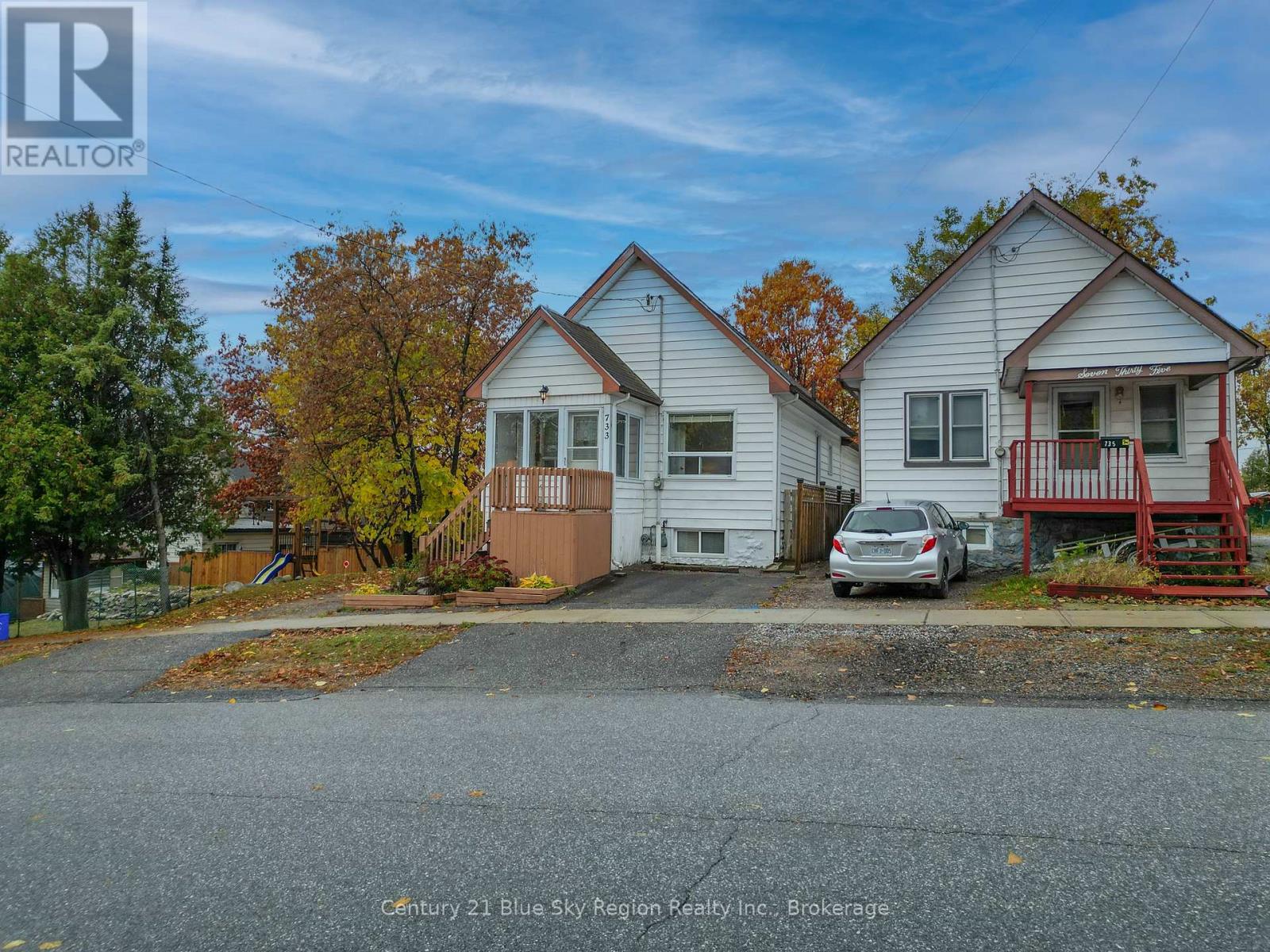 733 Morin Street, North Bay, Ontario  P1B 5S1 - Photo 2 - X12477950