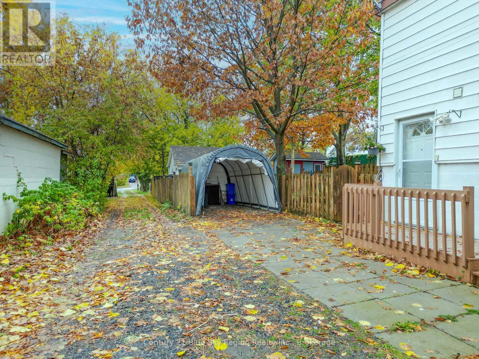 733 Morin Street, North Bay, Ontario  P1B 5S1 - Photo 4 - X12477950