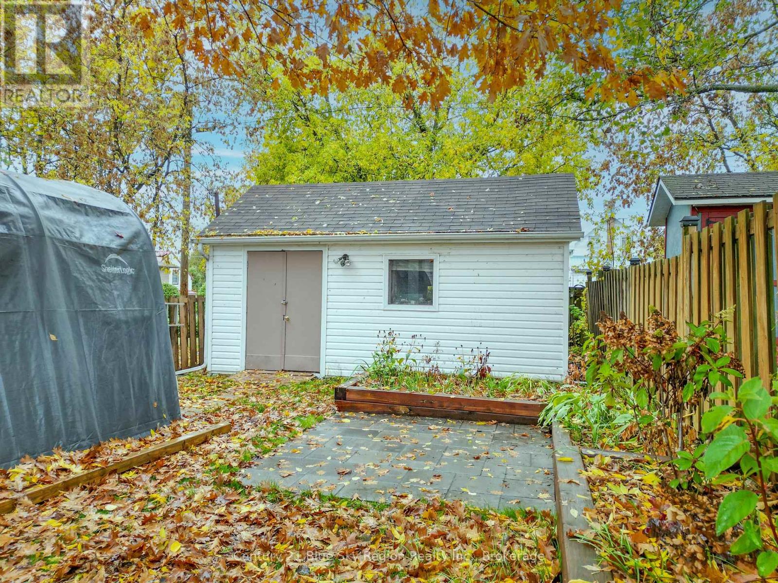 733 Morin Street, North Bay, Ontario  P1B 5S1 - Photo 5 - X12477950