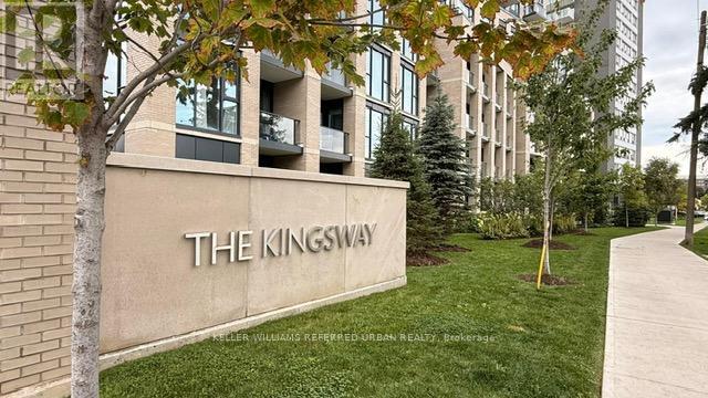 621 - 293 THE KINGSWAY, Toronto, Ontario