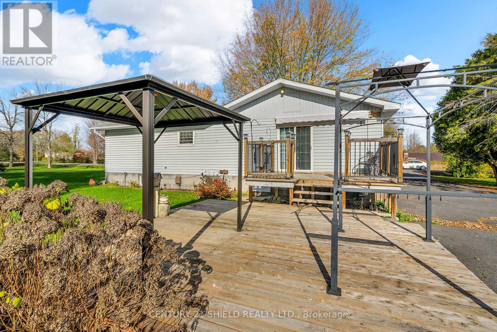 14276 Dafoe Road, South Stormont, Ontario  K0C 1M0 - Photo 31 - X12475893