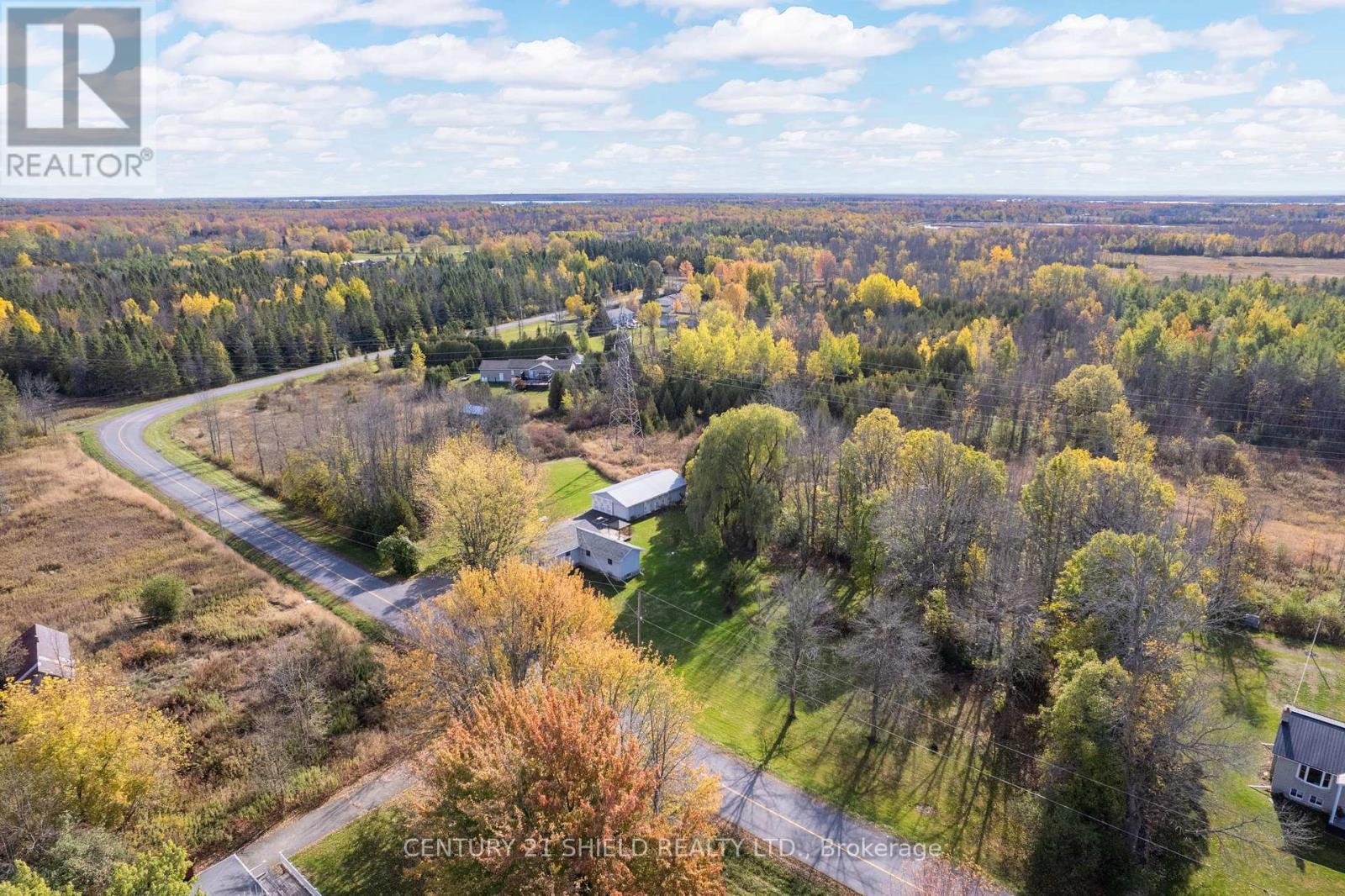 14276 Dafoe Road, South Stormont, Ontario  K0C 1M0 - Photo 36 - X12475893