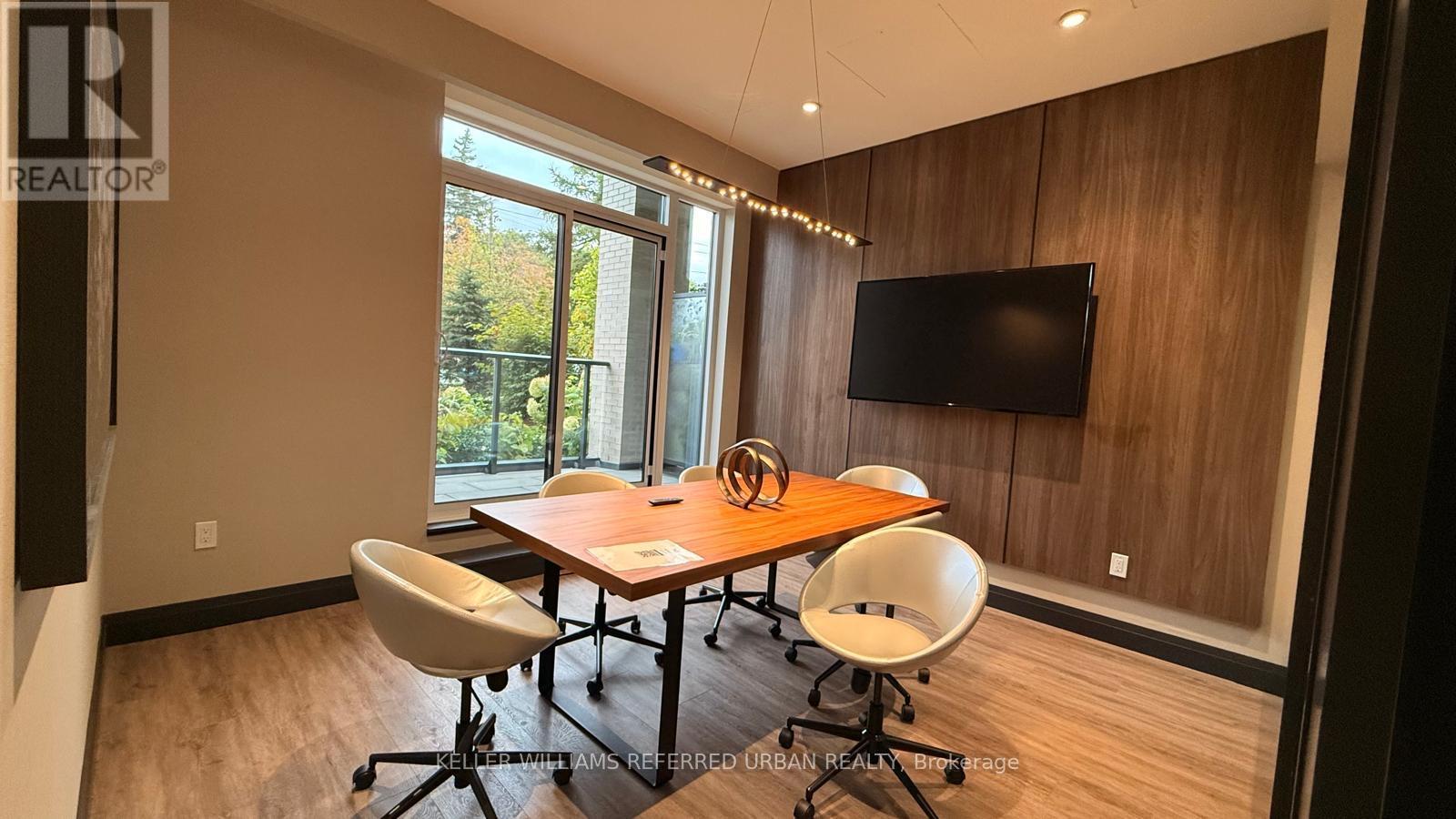 621 - 293 The Kingsway, Toronto, Ontario  M9A 0E8 - Photo 28 - W12433424