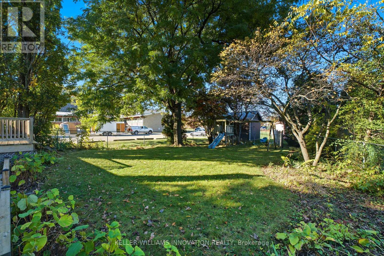 37 Kensington Avenue, Kitchener, Ontario  N2B 1J5 - Photo 27 - X12476179