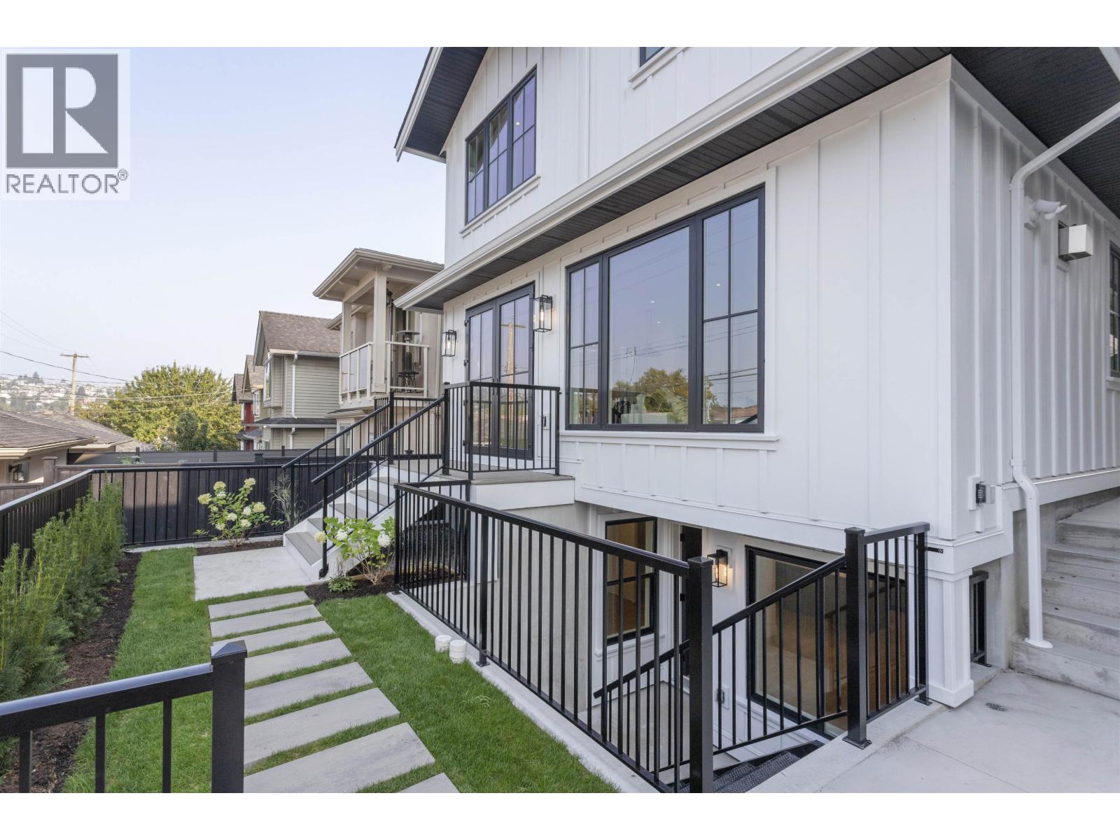 2 4315 Albert Street, Burnaby, British Columbia  V5C 2E9 - Photo 4 - R3061262