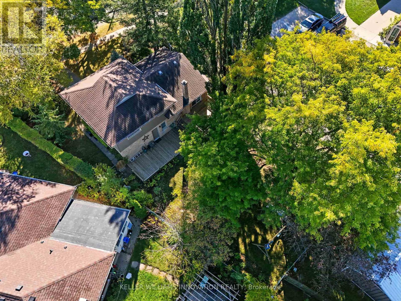 37 Kensington Avenue, Kitchener, Ontario  N2B 1J5 - Photo 36 - X12476179