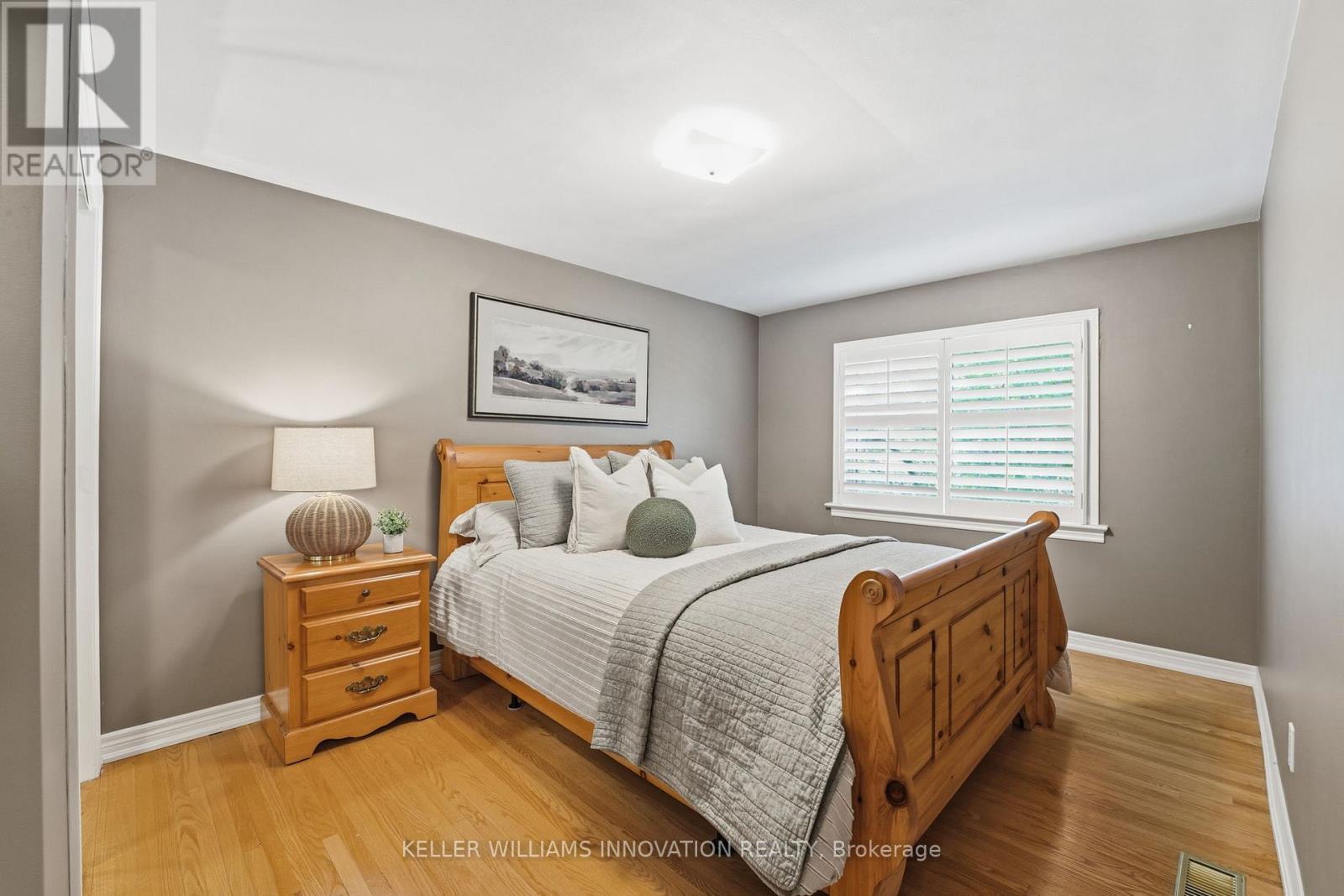 37 Kensington Avenue, Kitchener, Ontario  N2B 1J5 - Photo 15 - X12476179