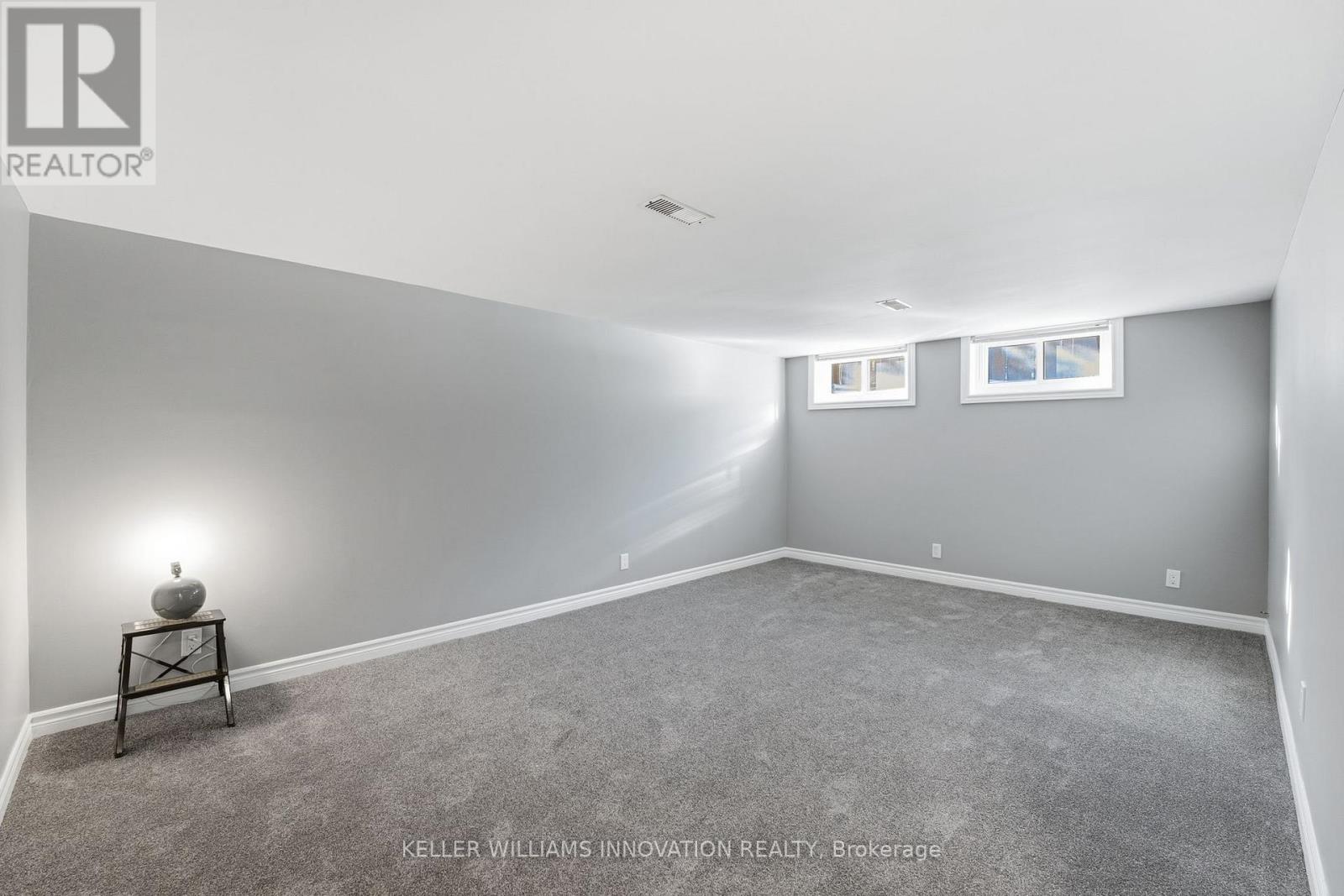 37 Kensington Avenue, Kitchener, Ontario  N2B 1J5 - Photo 21 - X12476179