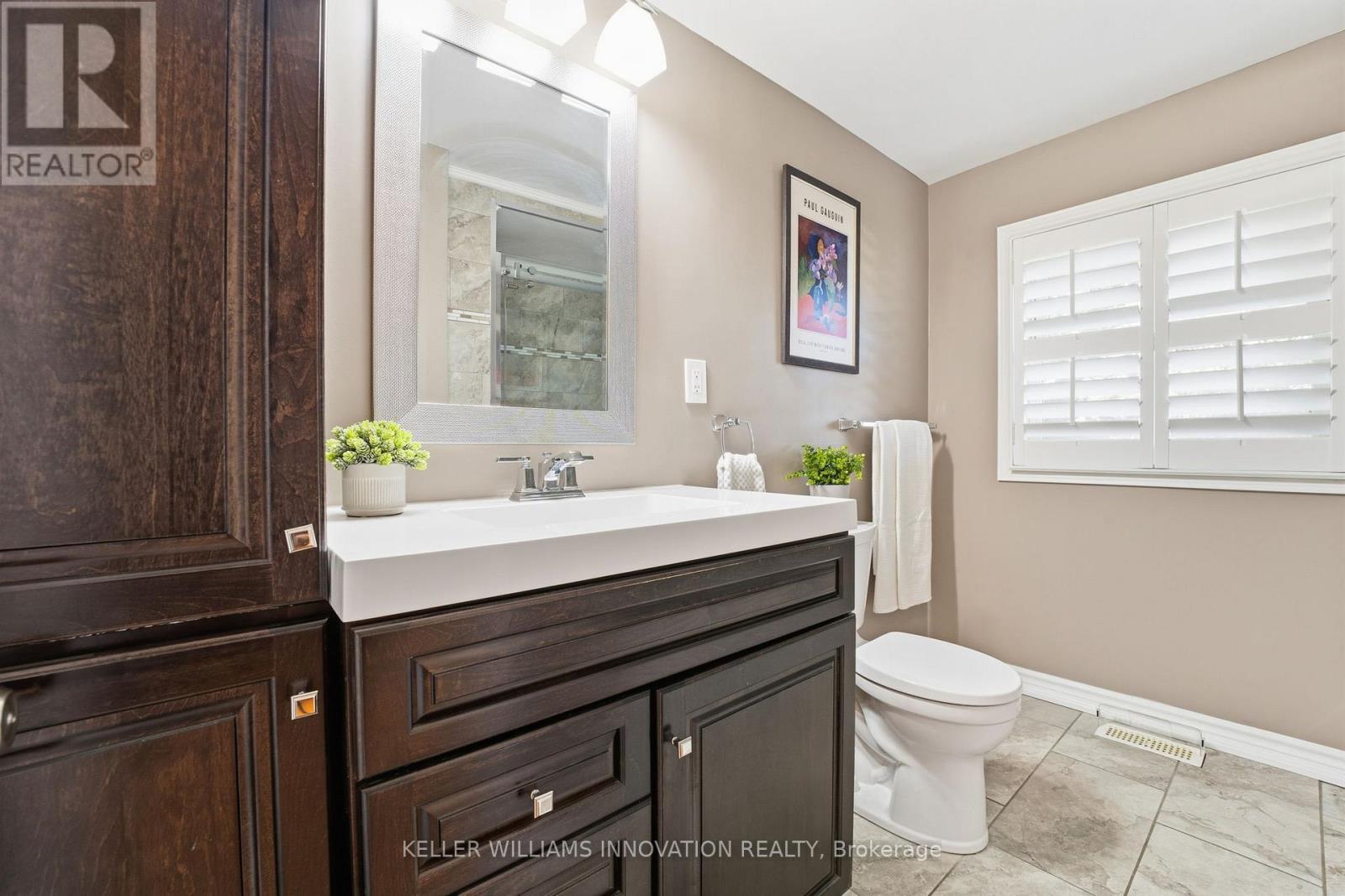37 Kensington Avenue, Kitchener, Ontario  N2B 1J5 - Photo 19 - X12476179