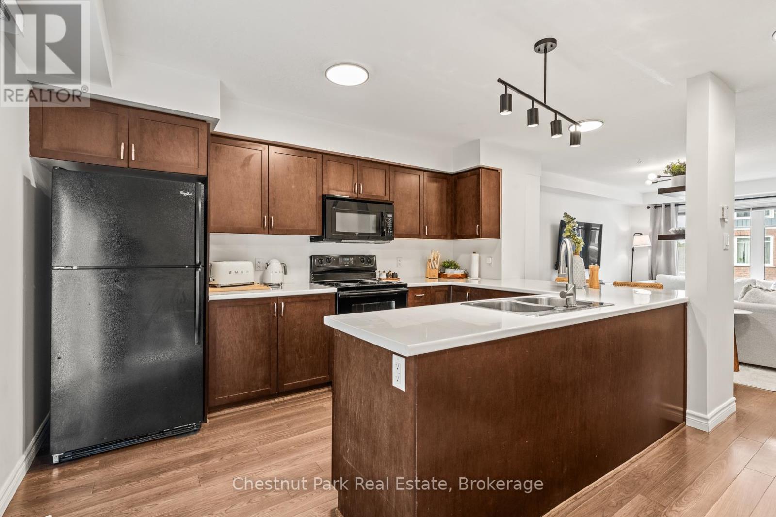 24 - 37 Silver Street, Huntsville, Ontario  P1H 1M2 - Photo 10 - X12477901