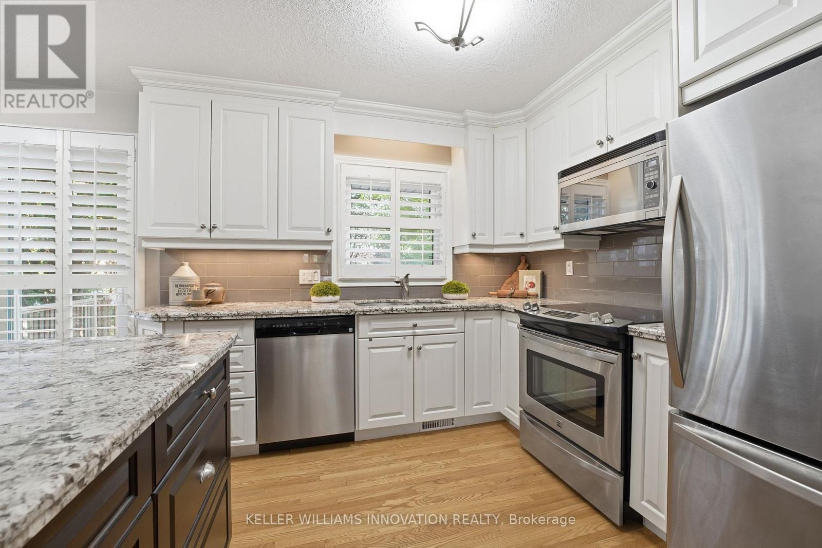 37 Kensington Avenue, Kitchener, Ontario  N2B 1J5 - Photo 10 - X12476179